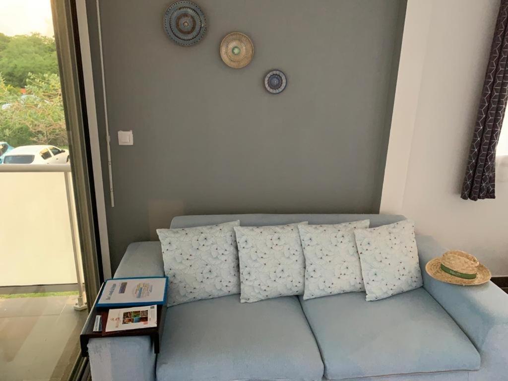 Bleu Cannelle et Petimo Le Diamant Extérieur photo