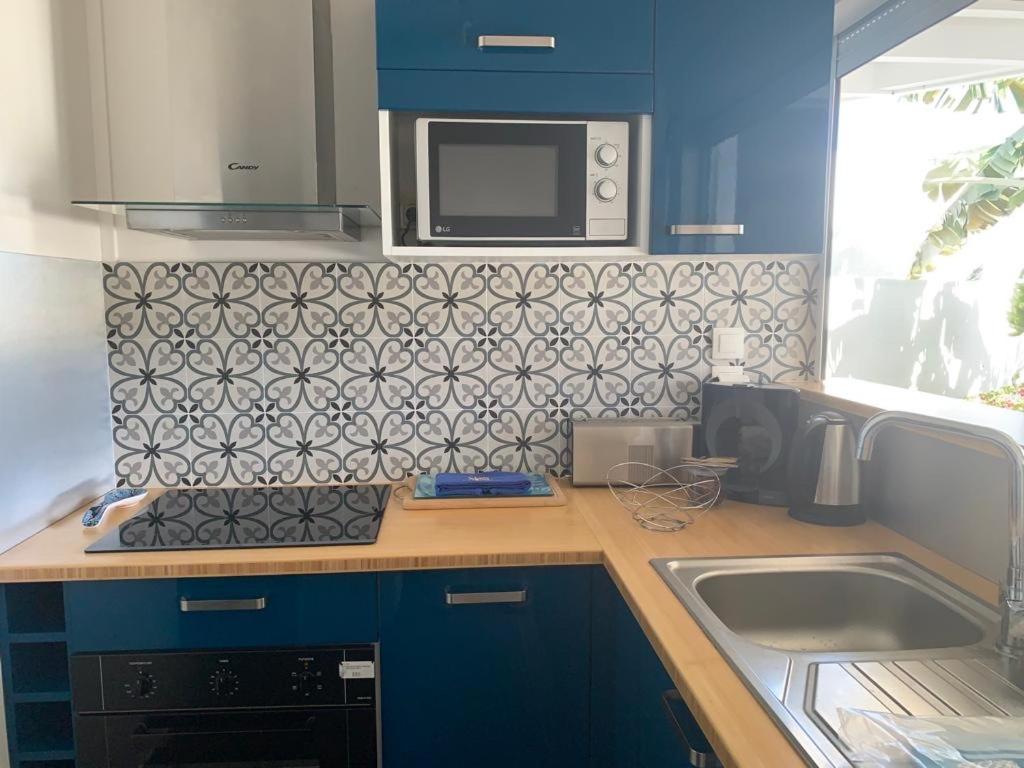 Bleu Cannelle et Petimo Le Diamant Extérieur photo