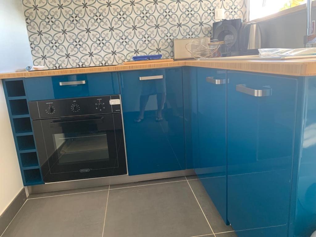Bleu Cannelle et Petimo Le Diamant Extérieur photo